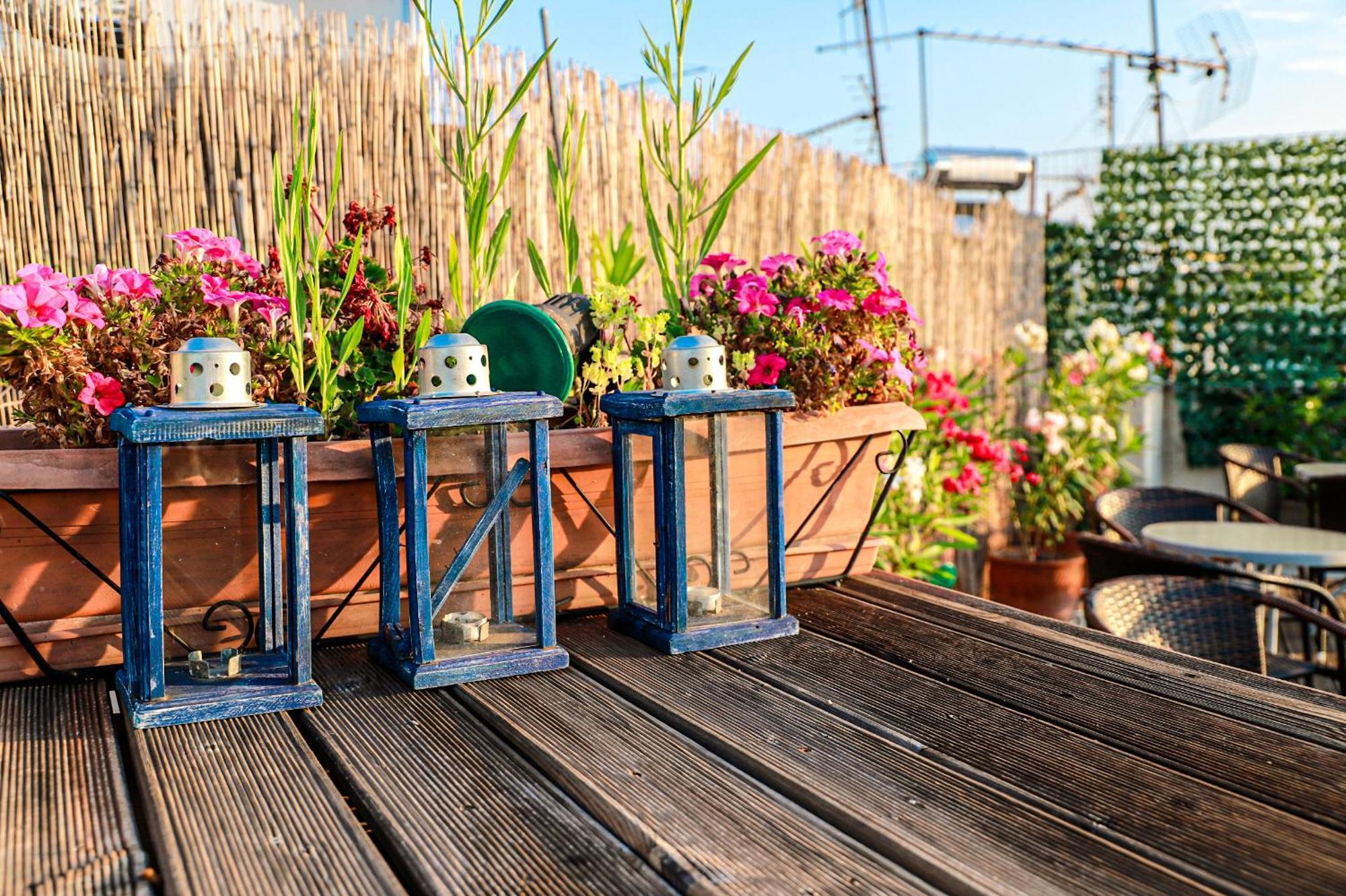 Renovated Apartment With Roof Garden Access, 15 M Walk To Acropolis Atény Exteriér fotografie