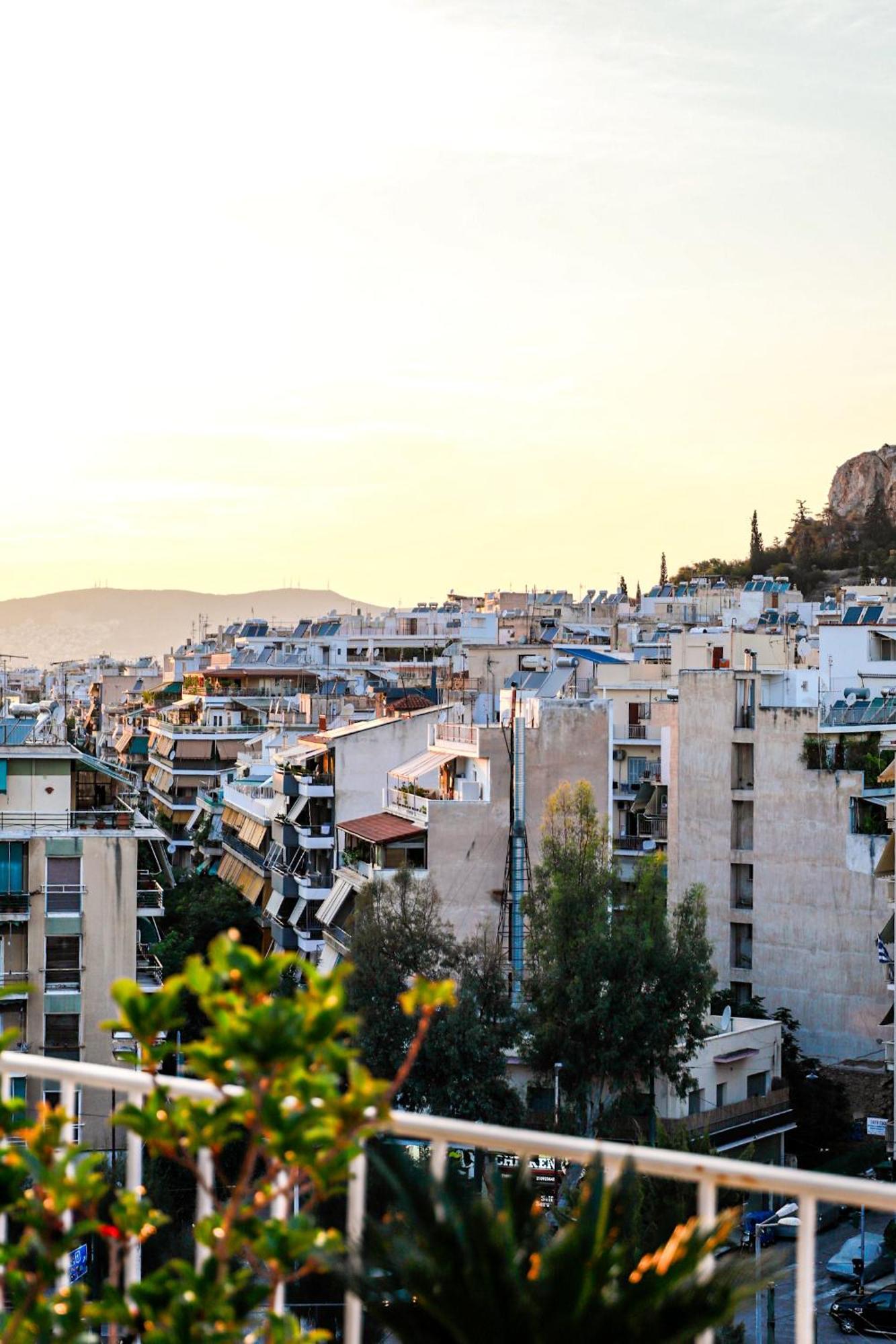 Renovated Apartment With Roof Garden Access, 15 M Walk To Acropolis Atény Exteriér fotografie