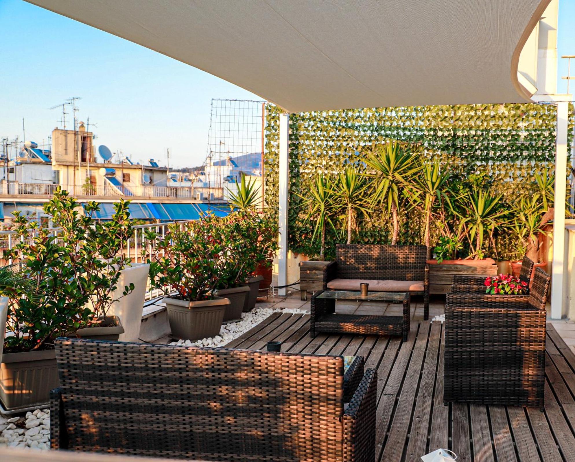 Renovated Apartment With Roof Garden Access, 15 M Walk To Acropolis Atény Exteriér fotografie