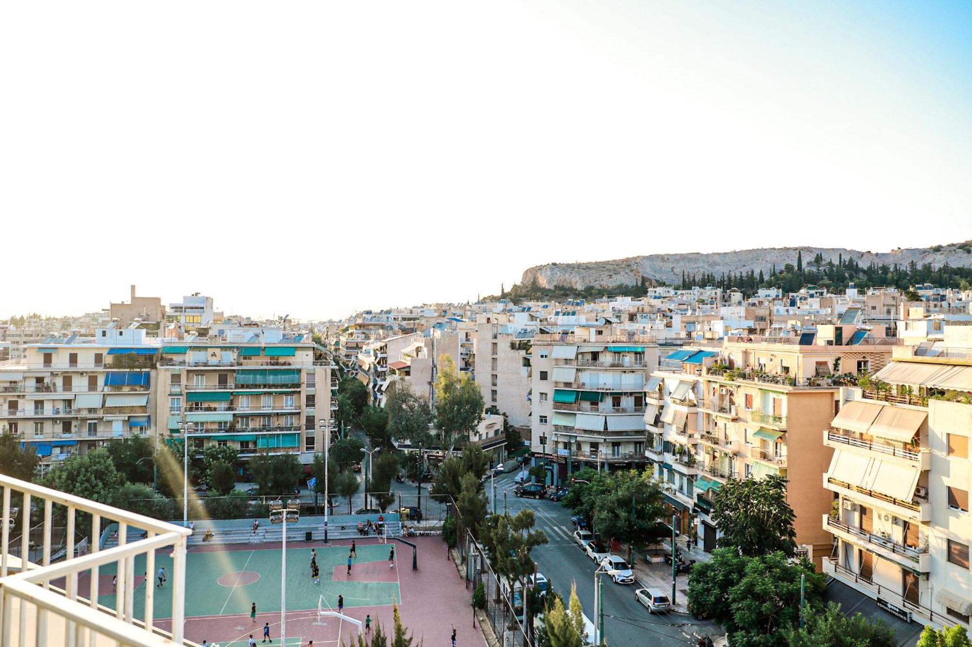 Renovated Apartment With Roof Garden Access, 15 M Walk To Acropolis Atény Exteriér fotografie