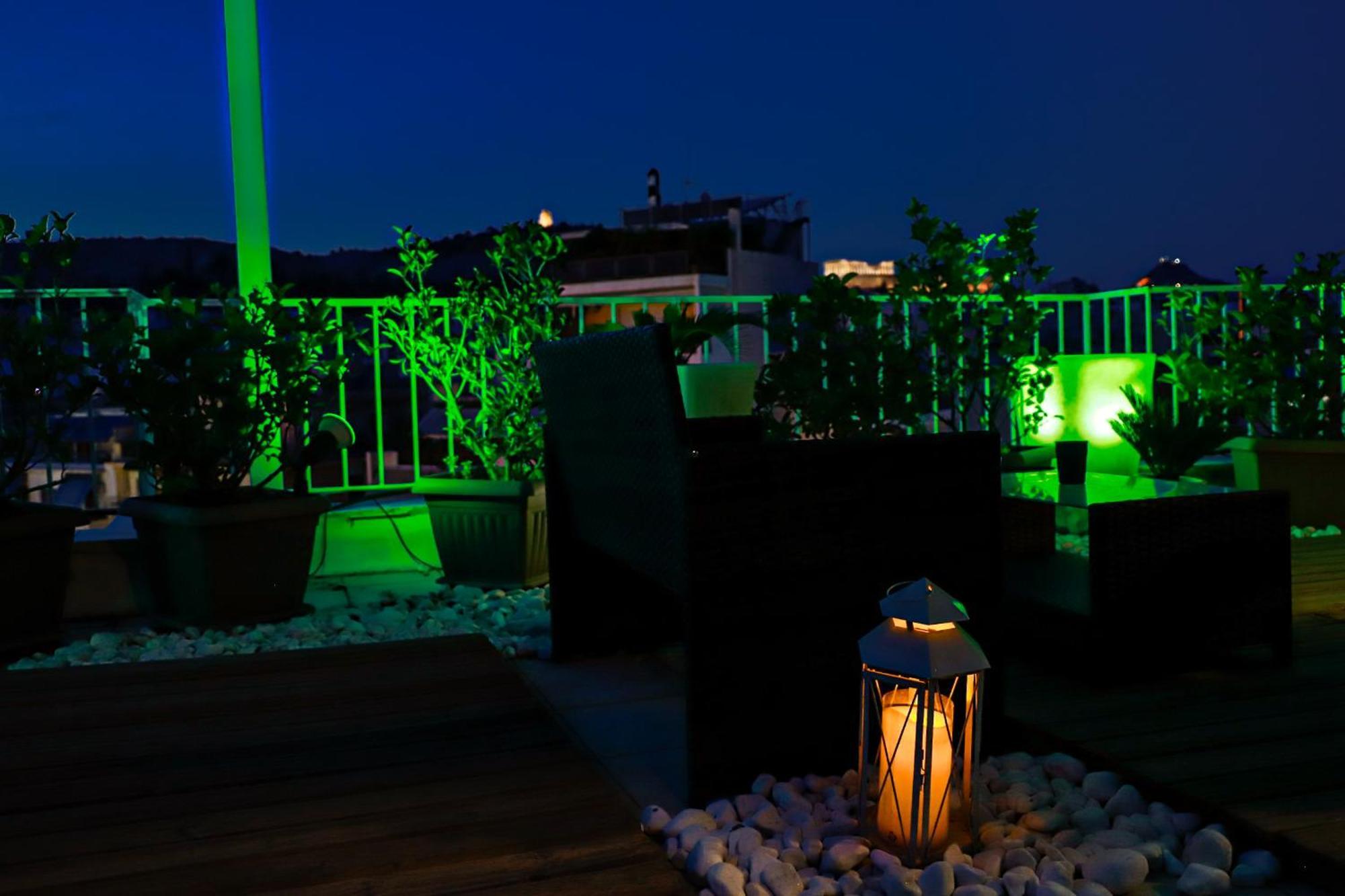 Renovated Apartment With Roof Garden Access, 15 M Walk To Acropolis Atény Exteriér fotografie
