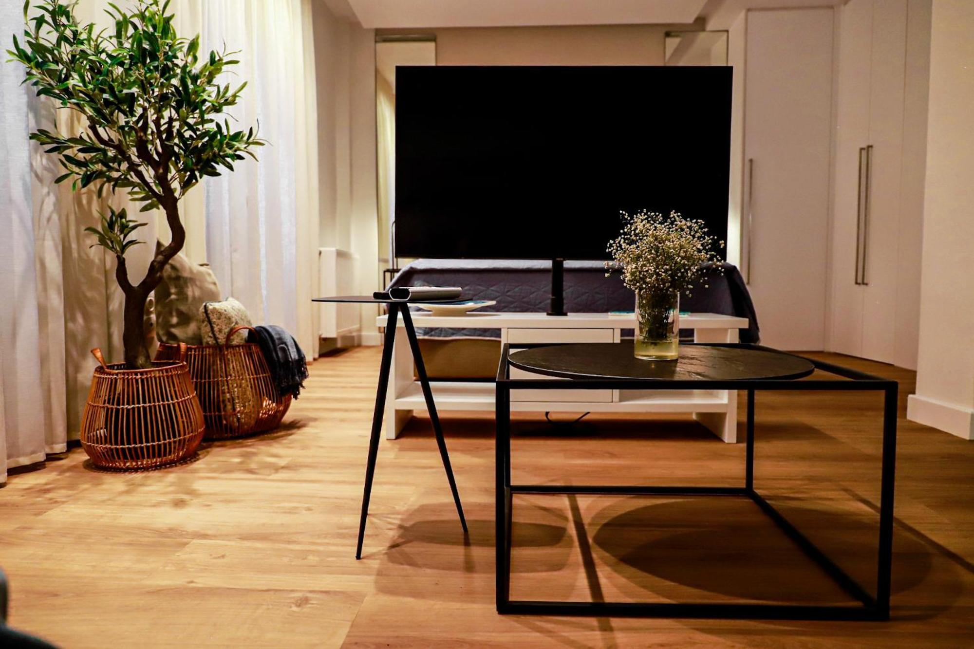 Renovated Apartment With Roof Garden Access, 15 M Walk To Acropolis Atény Exteriér fotografie