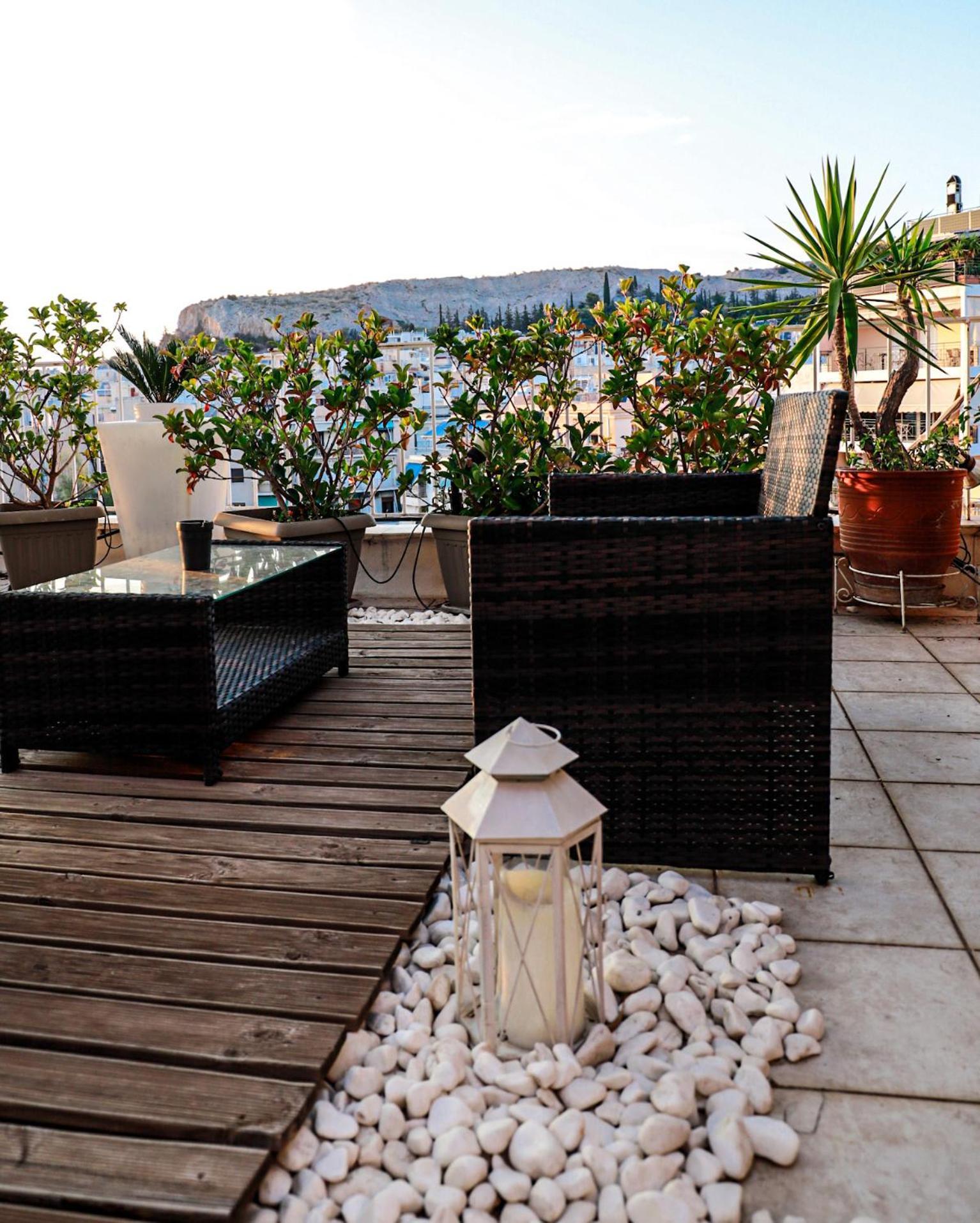 Renovated Apartment With Roof Garden Access, 15 M Walk To Acropolis Atény Exteriér fotografie