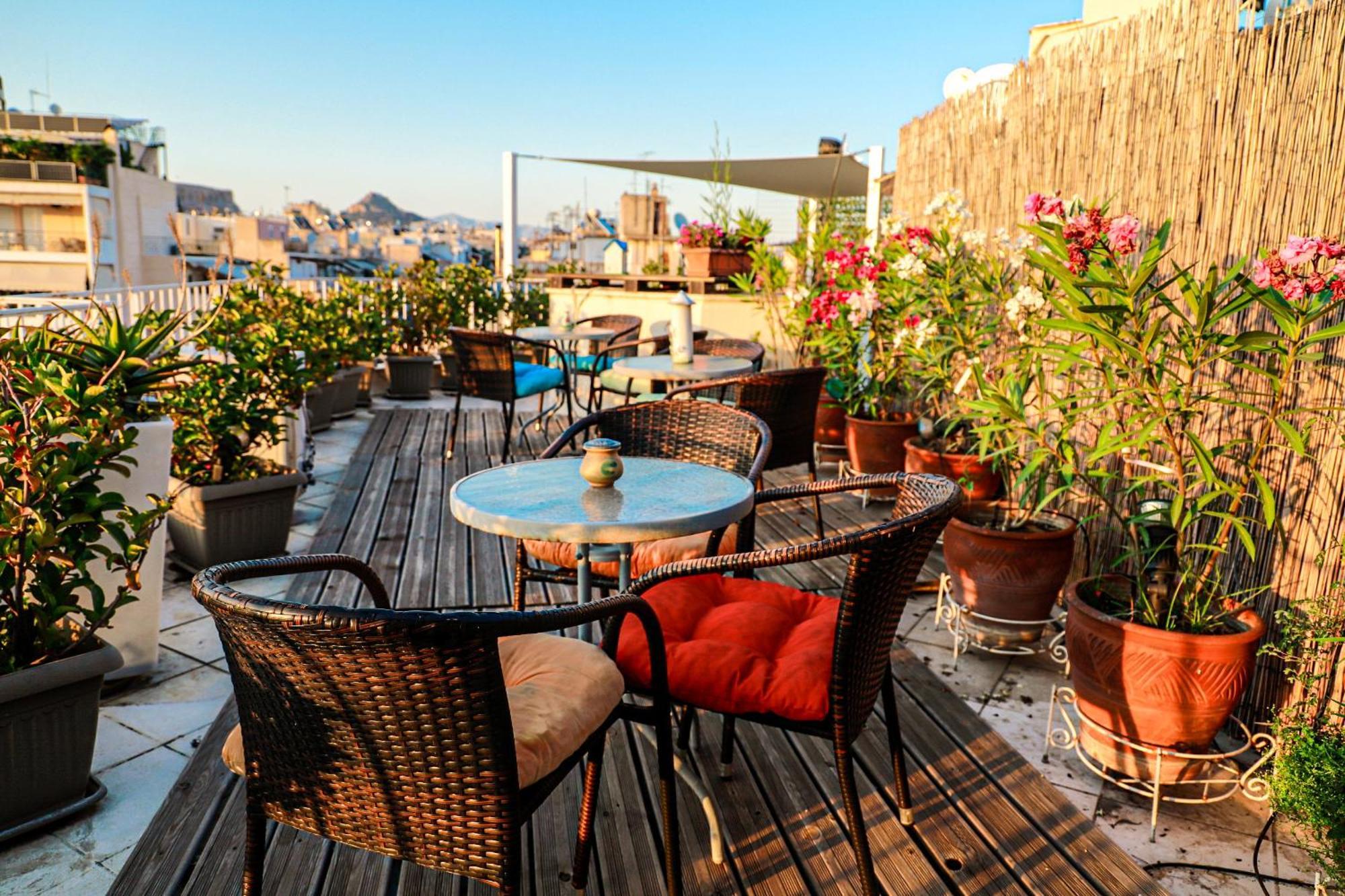 Renovated Apartment With Roof Garden Access, 15 M Walk To Acropolis Atény Exteriér fotografie